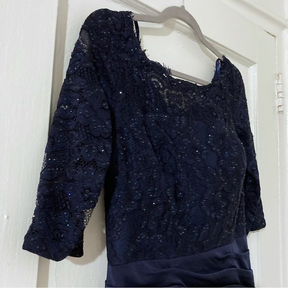 La Femme Navy Sequin Lace Bodice Mermaid Style Gown Off Shoulder Size 4 NWOT - Picture 7 of 13
